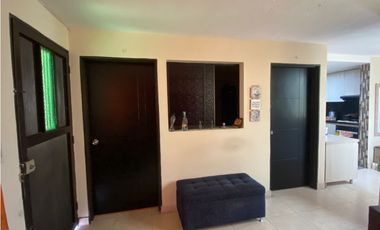 Venta Casa en Manrique las Esmeraldas, Medellín Antioquia.