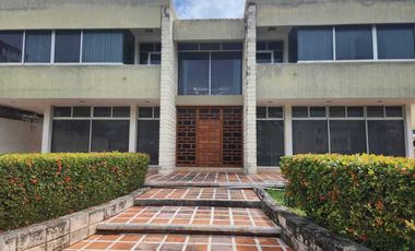 Casa Residencial en venta en Campeche Av Resurgimiento en esquina