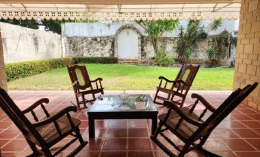 Casa Residencial en venta en Campeche Av Resurgimiento en esquina