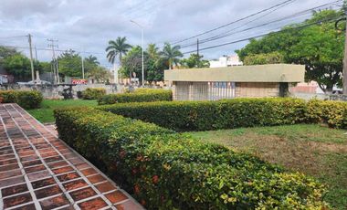 Casa Residencial en venta en Campeche Av Resurgimiento en esquina