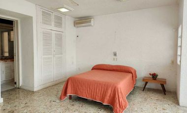 Casa Residencial en venta en Campeche Av Resurgimiento en esquina