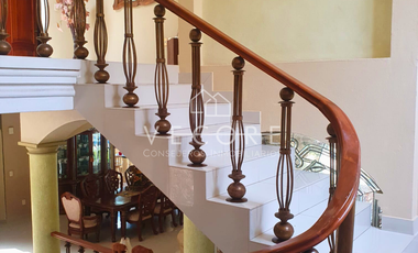 CASA EN VENTA EN CLUB SANTIAGO, MANZANILLO, COLIMA