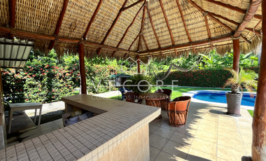 CASA EN VENTA EN CLUB SANTIAGO, MANZANILLO, COLIMA