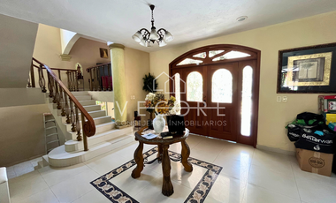 CASA EN VENTA EN CLUB SANTIAGO, MANZANILLO, COLIMA