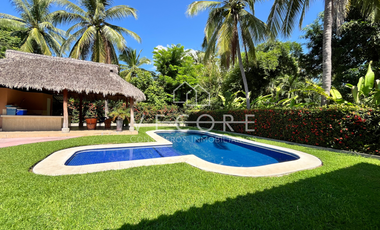 CASA EN VENTA EN CLUB SANTIAGO, MANZANILLO, COLIMA