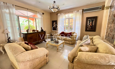 CASA EN VENTA EN CLUB SANTIAGO, MANZANILLO, COLIMA