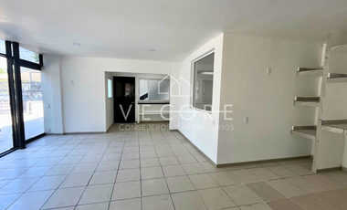 OFICINA EN RENTA EN AV. LOPEZ MATEOS, JARDINES DEL SOL