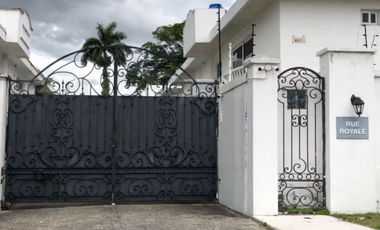 Venta y Alquiler: Casa en Altos del Golf