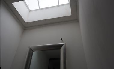 Venta y Alquiler: Casa en Altos del Golf