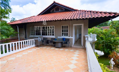 VENDO CASA EN ALBROOK (6)