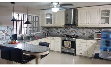 SE VENDE O SE ALQUILA CASA EN EL DORADO