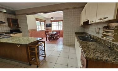 SE VENDE O SE ALQUILA CASA EN EL DORADO
