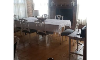 CASA  AV DEL LIBERTADOR - Alquiler