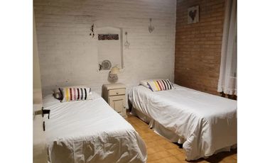 CASA  AV DEL LIBERTADOR - Alquiler