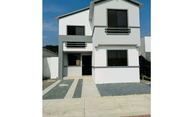 Vendo casa en Urbanización La Joya