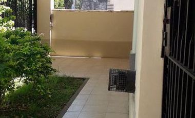 Chalet 3 ambientes en lote de 10x20mts - Temperley