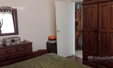 Chalet 3 ambientes en lote de 10x20mts - Temperley