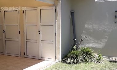 Chalet 3 ambientes en lote de 10x20mts - Temperley