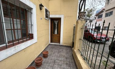 CASA EN JACARANDA 1400 - CABA