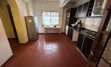 CASA EN JACARANDA 1400 - CABA