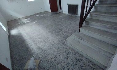 Corrientes al 2100 - Venta de Local Comercial en Rosario Centro