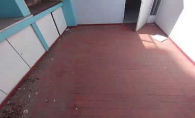 Corrientes al 2100 - Venta de Local Comercial en Rosario Centro