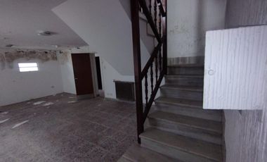 Corrientes al 2100 - Venta de Local Comercial en Rosario Centro