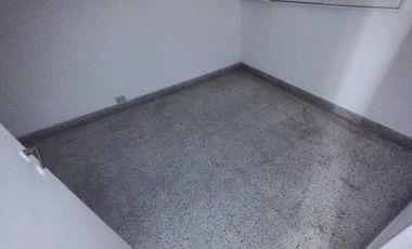 Corrientes al 2100 - Venta de Local Comercial en Rosario Centro
