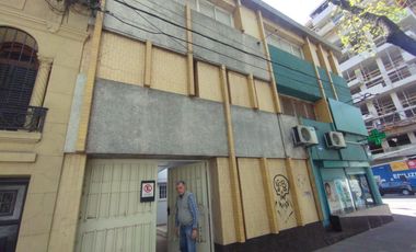 Corrientes al 2100 - Venta de Local Comercial en Rosario Centro