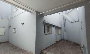 Corrientes al 2100 - Venta de Local Comercial en Rosario Centro