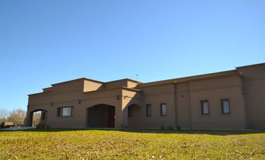 Casa a la venta en  Estancias Las Lilas, lujan