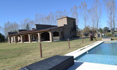 Casa a la venta en  Estancias Las Lilas, lujan