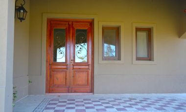 Casa a la venta en  Estancias Las Lilas, lujan