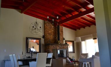 Casa a la venta en  Estancias Las Lilas, lujan