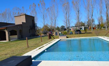 Casa a la venta en  Estancias Las Lilas, lujan
