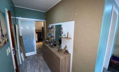 Casa  en Venta - 5 amb.  - Ramos Mejia Sur -