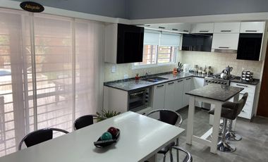 Casa  en Venta - 5 amb.  - Ramos Mejia Sur -