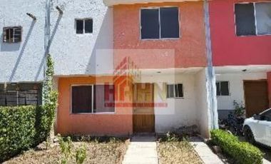 SANTA CRUZ NIETO CASA VENTA SAN JUAN DEL RIO QUERETARO