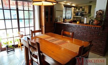 Casa en  VENTA ubicada en  Castelar Norte