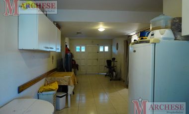 Casa en  VENTA ubicada en  Castelar Norte