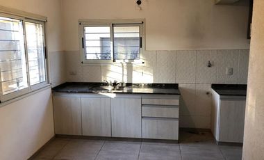 2 Casas en el Centro de Funes - 2 dormitorios