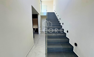 CASA AMUEBLADA EN VENTA EN PRIVANZA, SOLARES RESIDENCIAL, ZAPOPAN