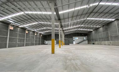 Bodega Doble Tamaño | Parque 300 | Santa Catarina