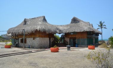 VENTA CASA DE PLAYA EN ISLA DEL ROSARIO - TINTIPAN