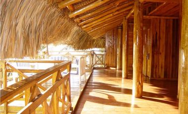 VENTA CASA DE PLAYA EN ISLA DEL ROSARIO - TINTIPAN
