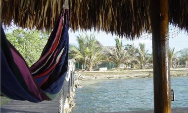 VENTA CASA DE PLAYA EN ISLA DEL ROSARIO - TINTIPAN