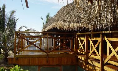 VENTA CASA DE PLAYA EN ISLA DEL ROSARIO - TINTIPAN