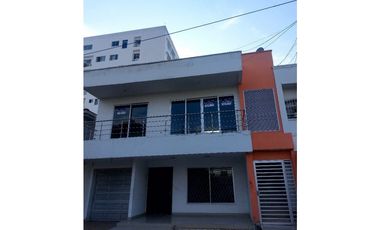 Se vende casa  en el barrio el  recreo monteria Cordoba