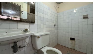 Casa de dos pisos en alquiler - Barrio Parque Lineal Palmira Valle