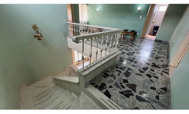 Casa de dos pisos en alquiler - Barrio Parque Lineal Palmira Valle